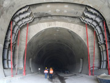 Návrh definitivního ostění z prostého betonu – železniční tunel