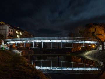 Komenského most v Jaroměři, lávka pro pěší a cyklisty