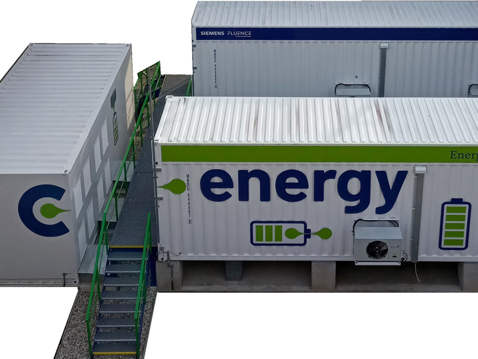 Fotovoltaická elektrárna s akumulací teplárny Planá nad Lužnicí