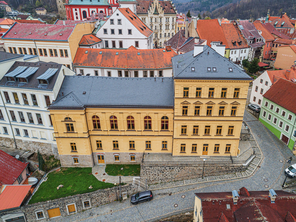 Dvorana Loket – rekonstrukce na kulturní a společenské centrum