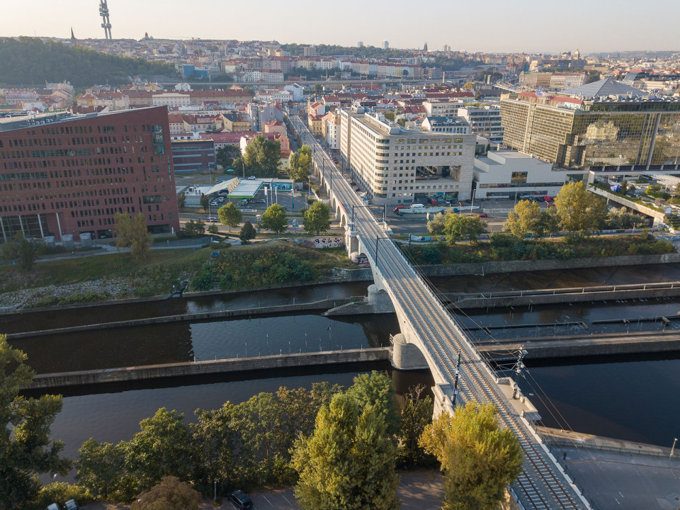 Rekonstrukce Negrelliho viaduktu v Praze