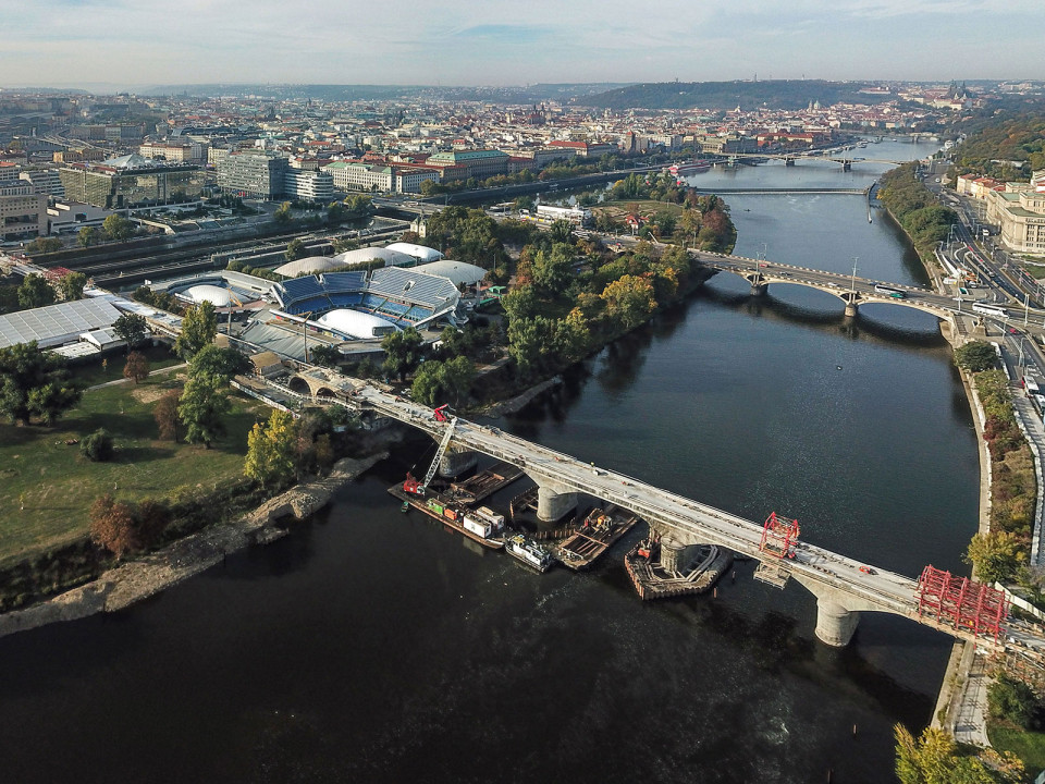 Rekonstrukce Negrelliho viaduktu v Praze