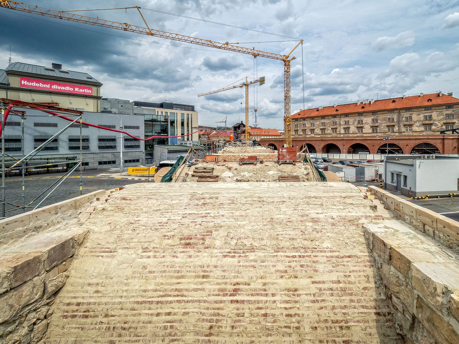 Rekonstrukce Negrelliho viaduktu v Praze