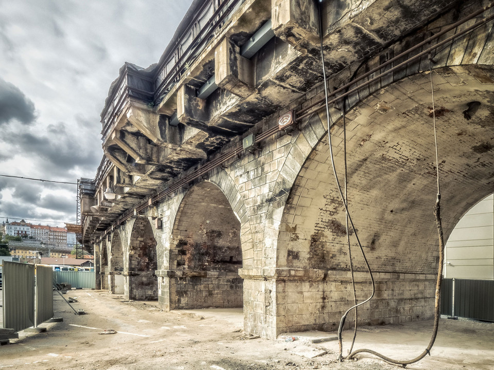 Rekonstrukce Negrelliho viaduktu v Praze