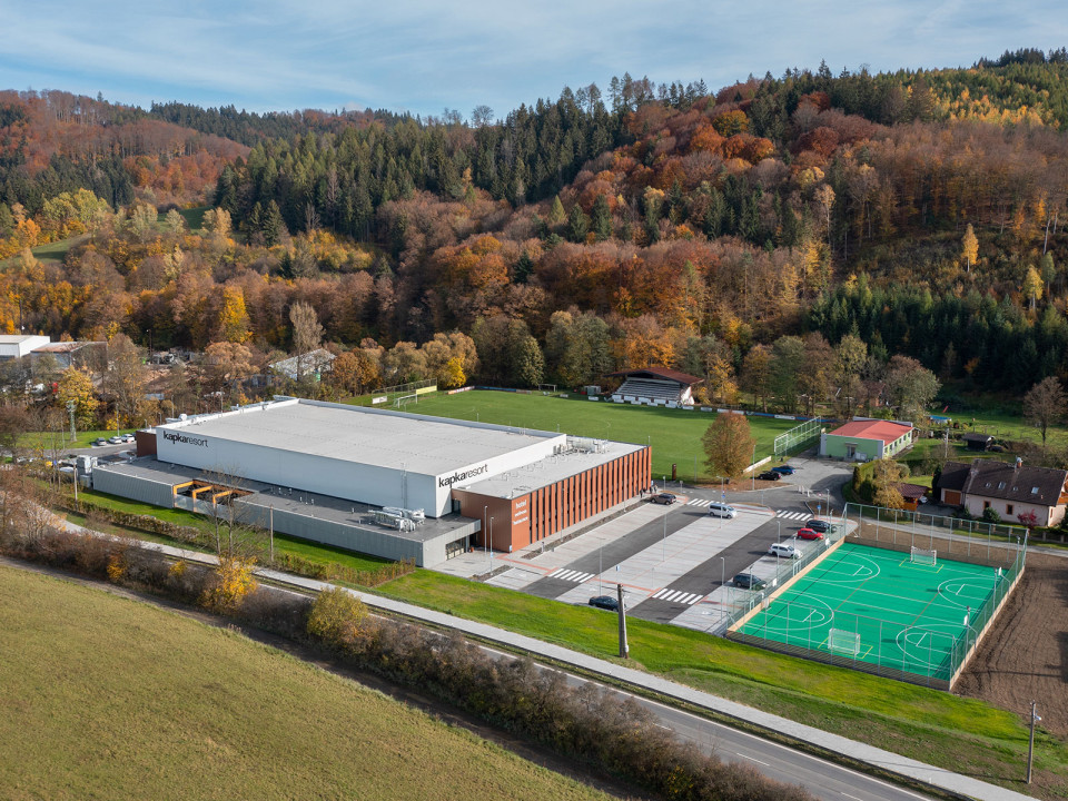Multifunkční sportovní hala KAPKA Resort u Vsetína