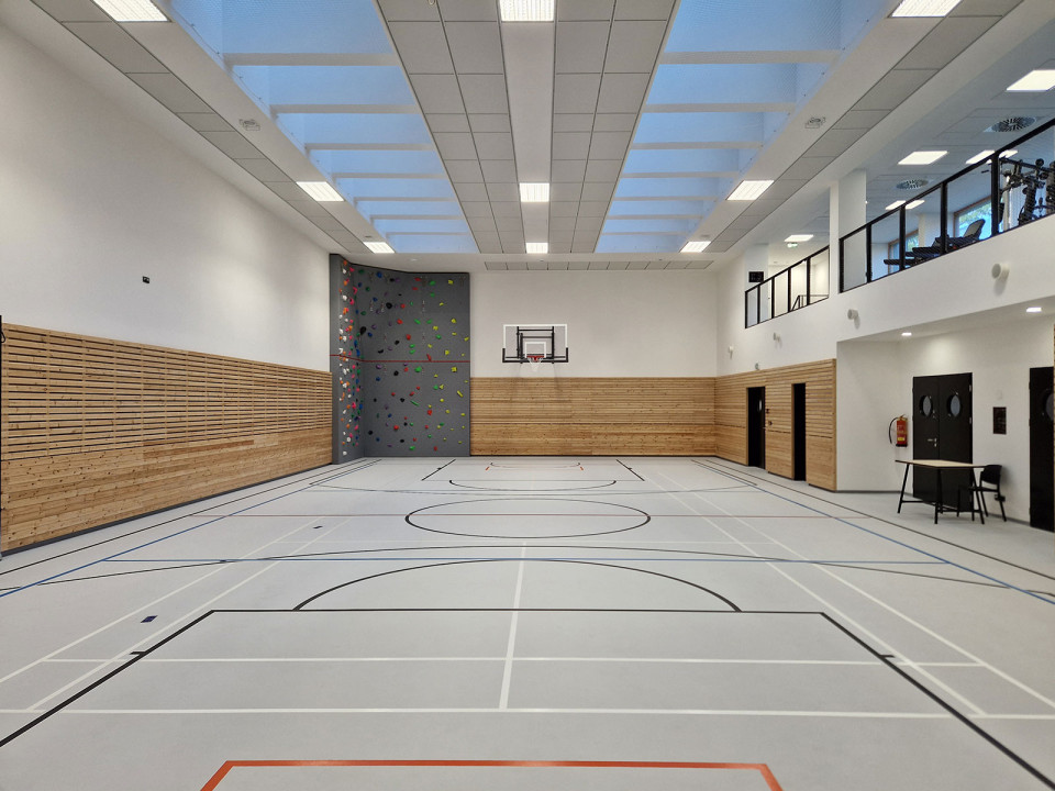 Modernizace budovy střední školy a odborného učiliště v Praze