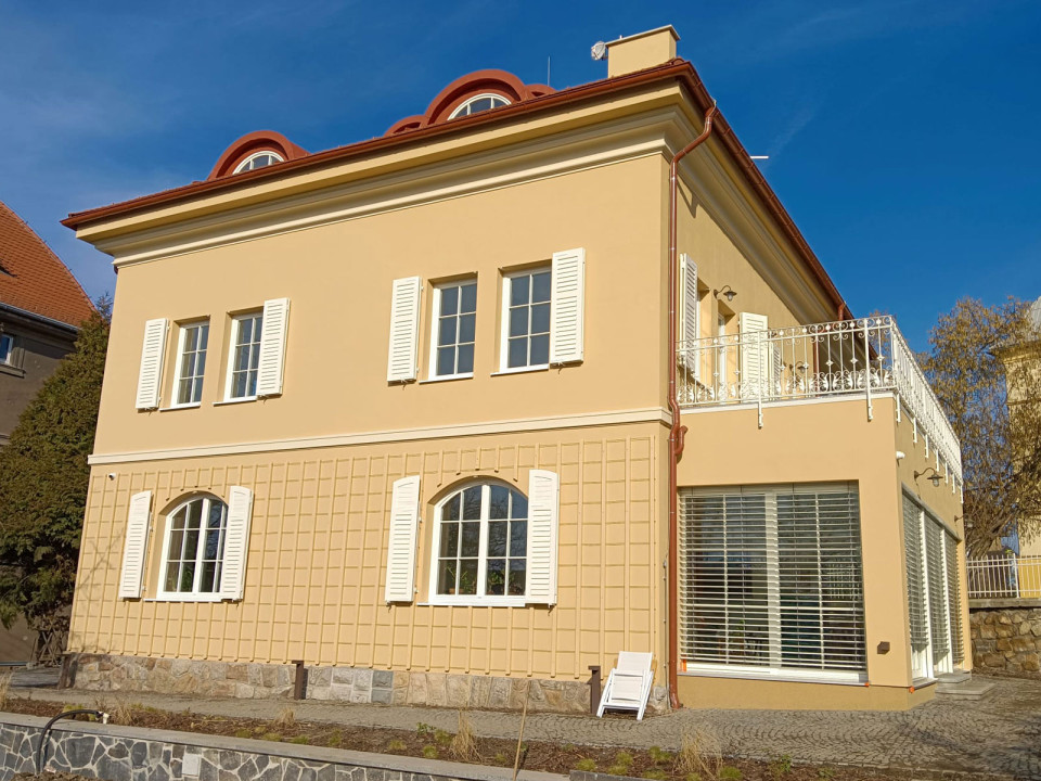Přestavba bytového domu v památkové rezervaci Karlovy Vary