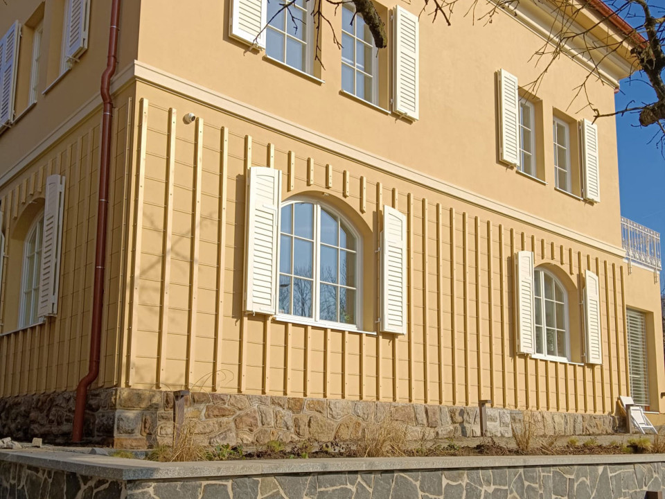 Přestavba bytového domu v památkové rezervaci Karlovy Vary
