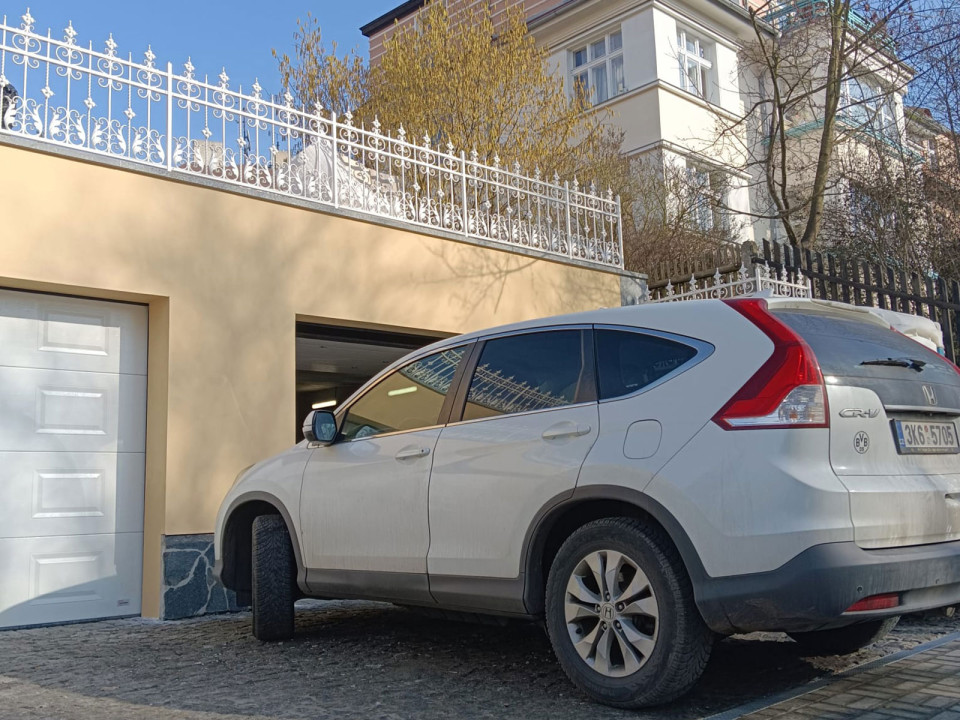 Přestavba bytového domu v památkové rezervaci Karlovy Vary