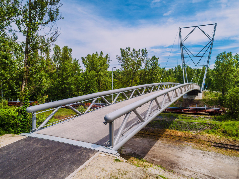 Lávka a cyklopropojení Dolní oblasti Vítkovice s centrem Ostravy