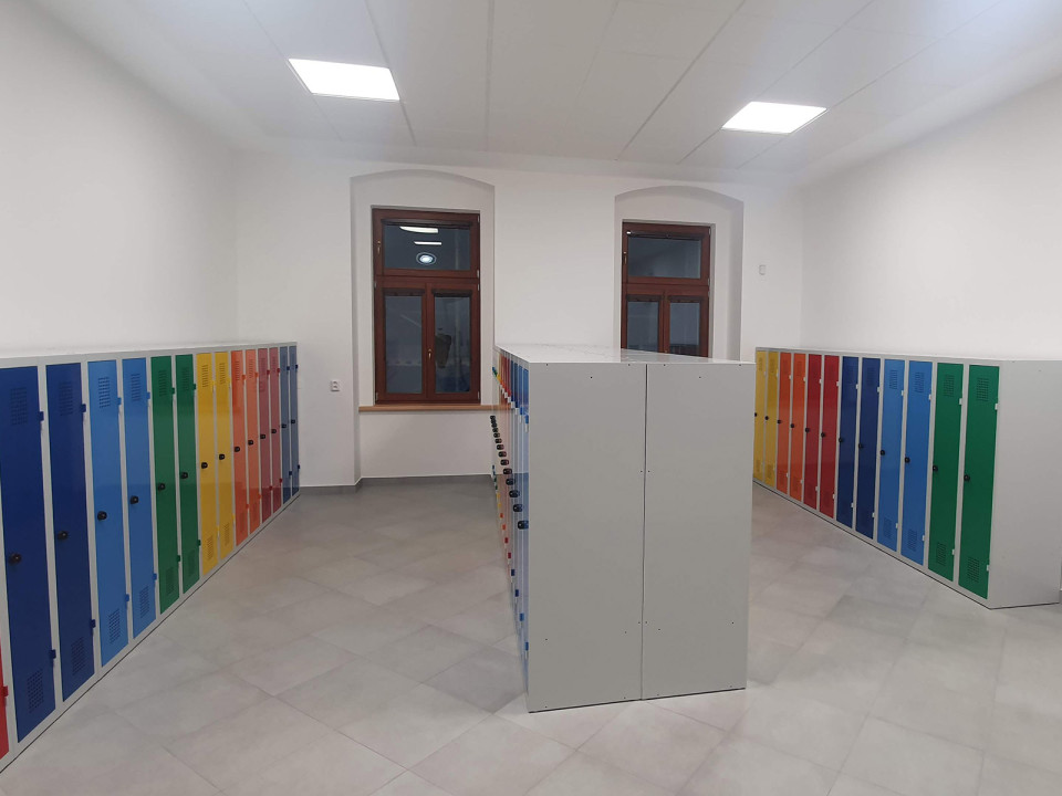 Modernizace a stavební úpravy základní školy Dolní Město