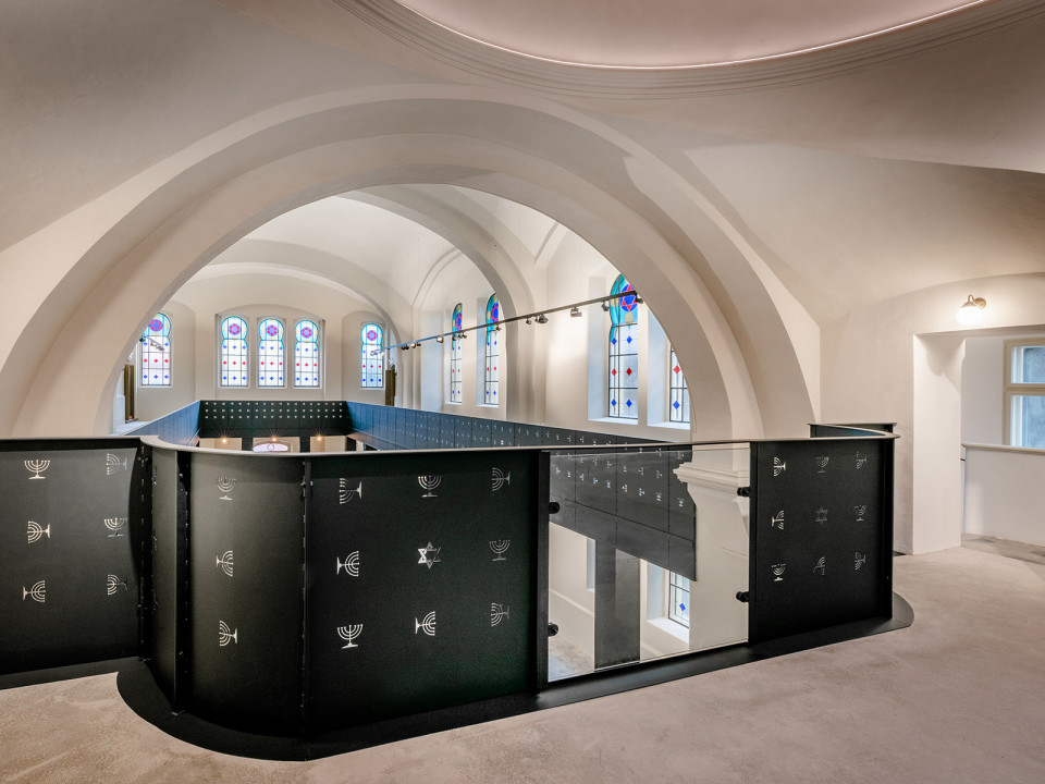 Rekonstrukce synagogy a rabínského domu č.p. 200 v Žatci