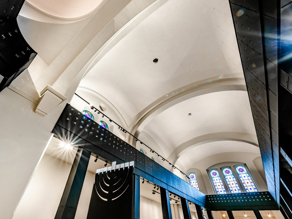 Rekonstrukce synagogy a rabínského domu č.p. 200 v Žatci