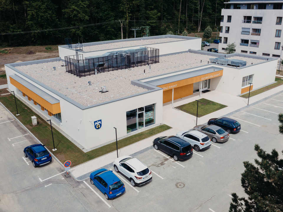 Kulturní dům s obecním úřadem a knihovnou Kvasiny