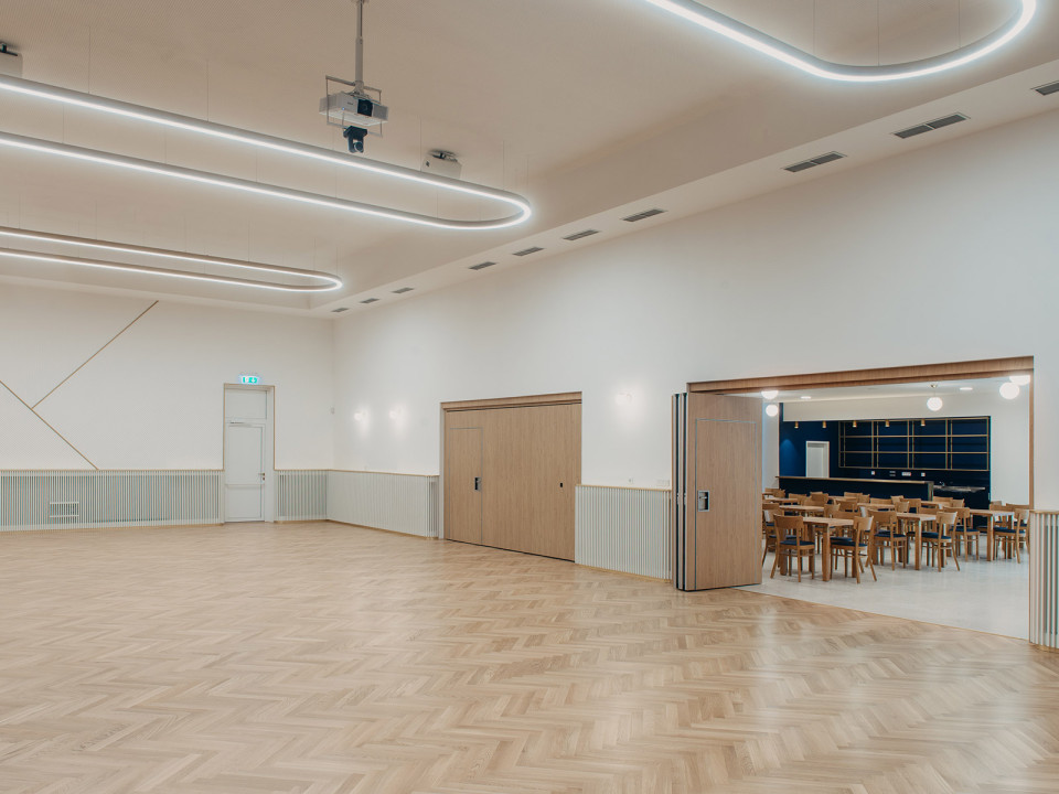 Kulturní dům s obecním úřadem a knihovnou Kvasiny