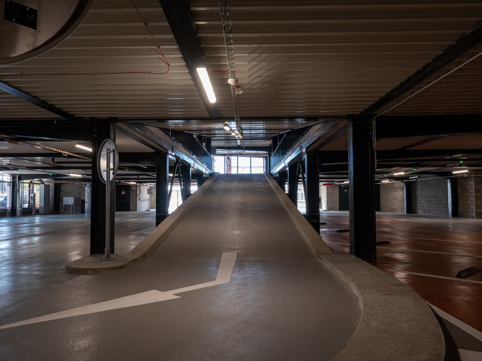 Parkovací a přestupní terminál v Opavě