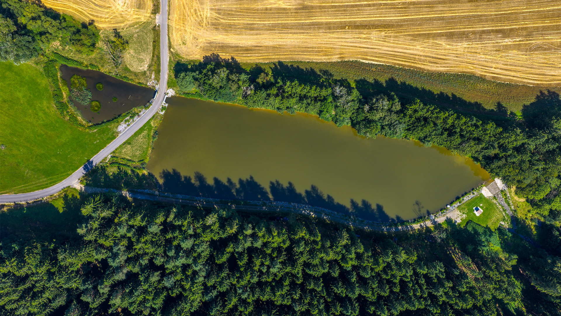 Vodní nádrž Dobroslava a část polní cesty HC08 v k. ú. Těchobuz