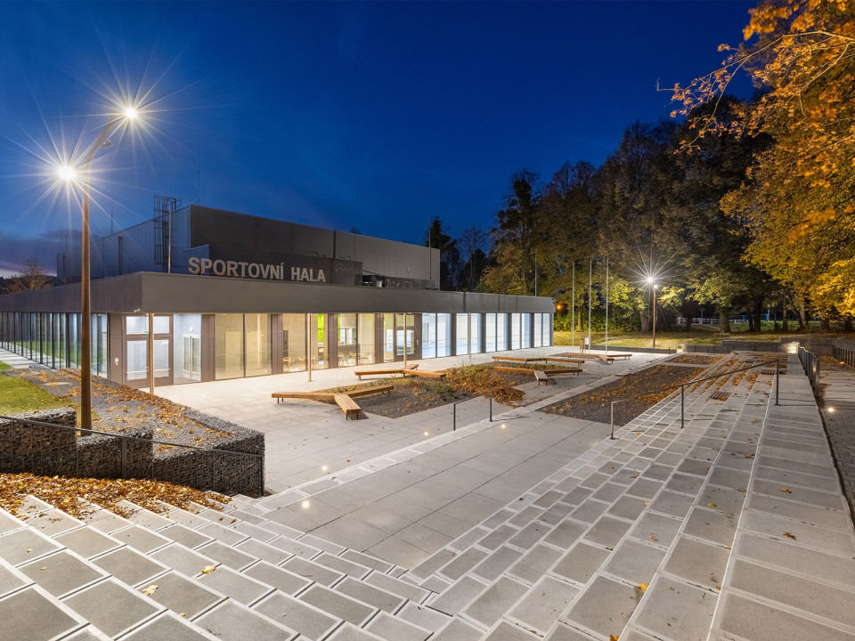 Sportovní hala pro Gymnázium a SPŠEI ve Frenštátě pod Radhoštěm