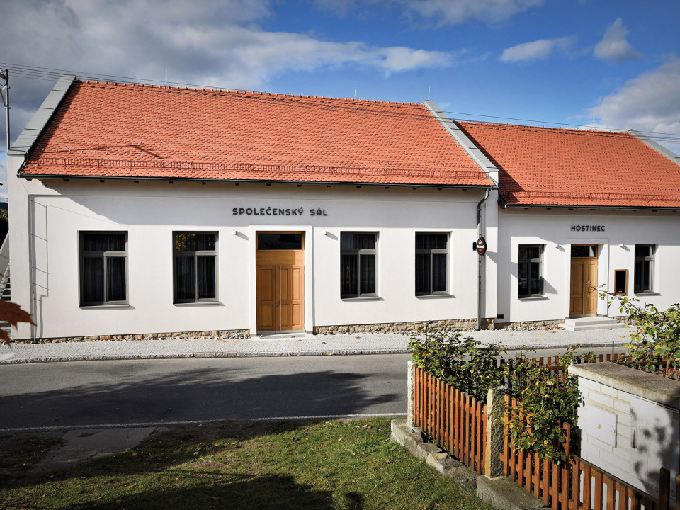 Stavební úpravy Obecního domu U Muchů v Dolním Městě
