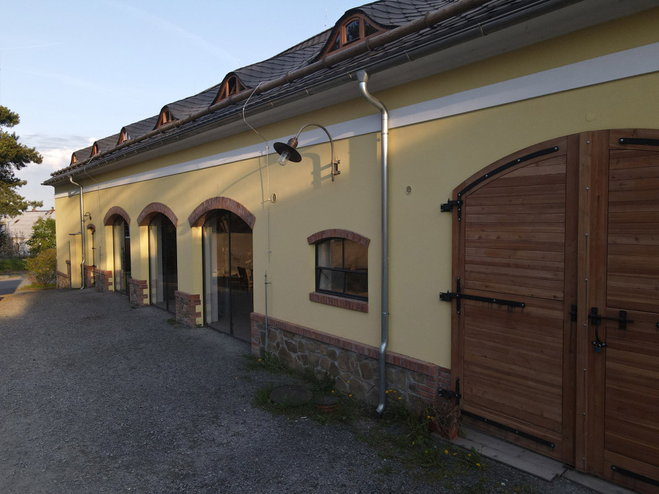 Nástavba a stavební úpravy krytého technického dvora v Úvalně – 2. etapa