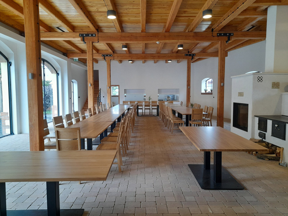 Nástavba a stavební úpravy krytého technického dvora v Úvalně – 2. etapa