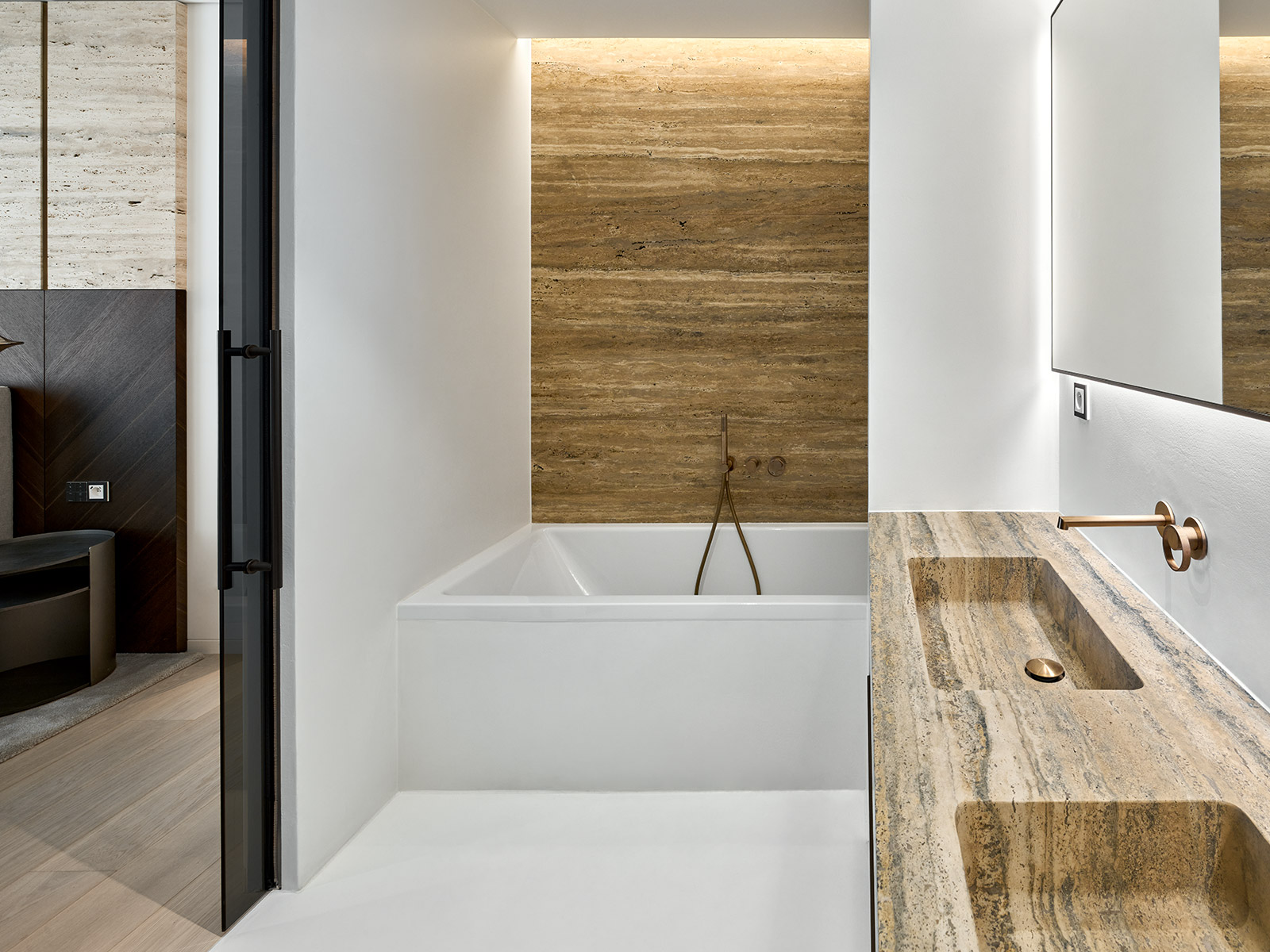 Rekonstrukce budovy Pařížská 25 v Praze