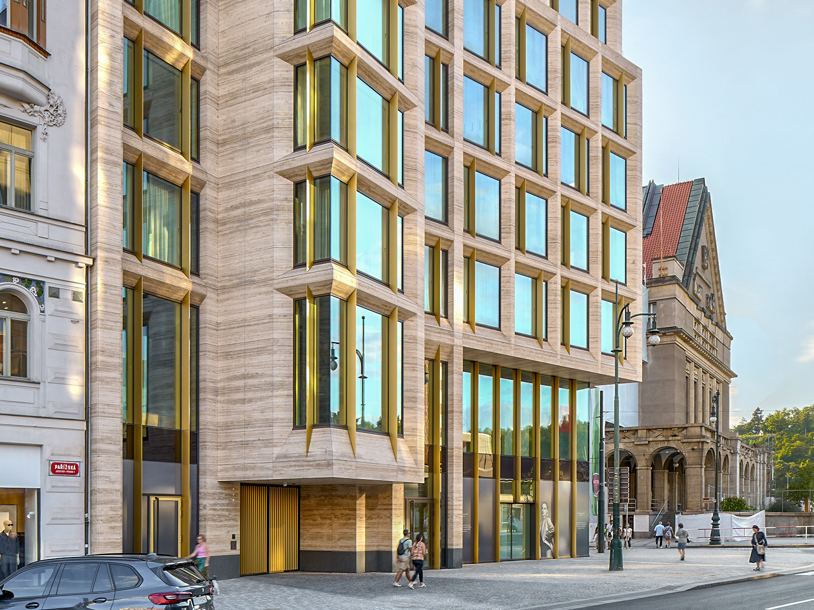 Rekonstrukce budovy Pařížská 25 v Praze