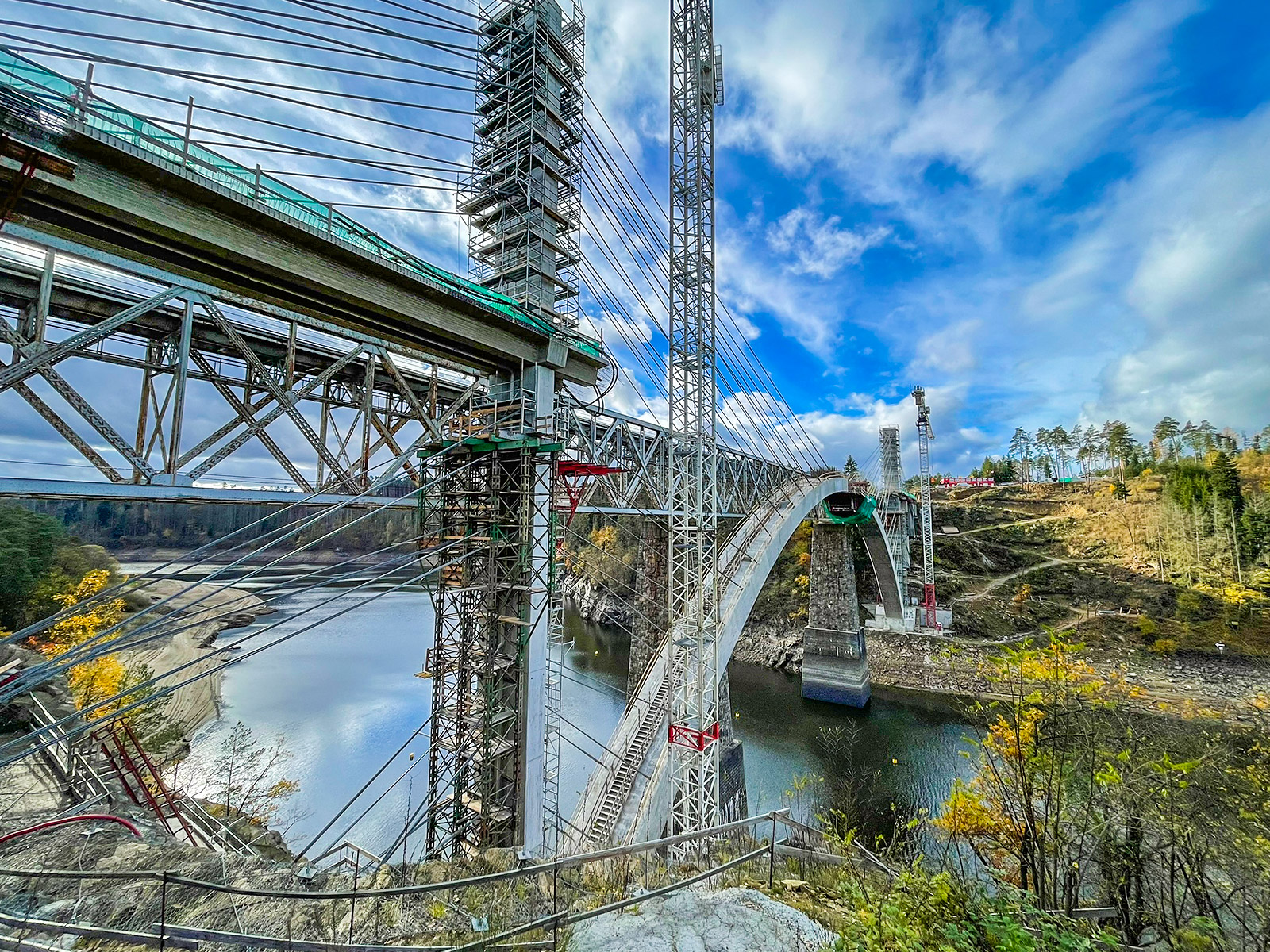 Železniční most Červená nad Vltavou