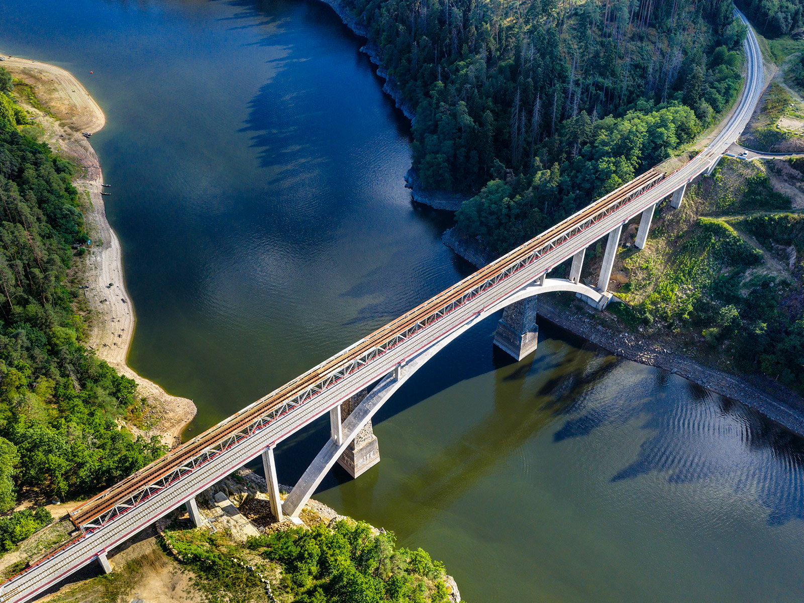 Železniční most Červená nad Vltavou