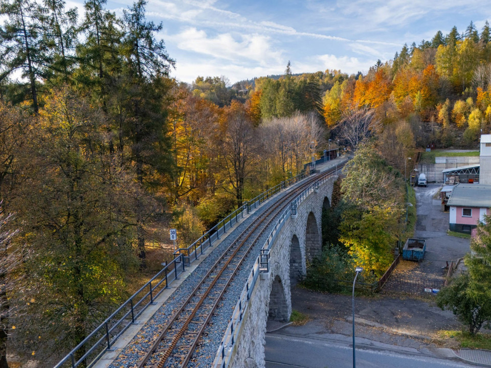 Oprava trati Tanvald–Kořenov a dopravna Dolní Polubný