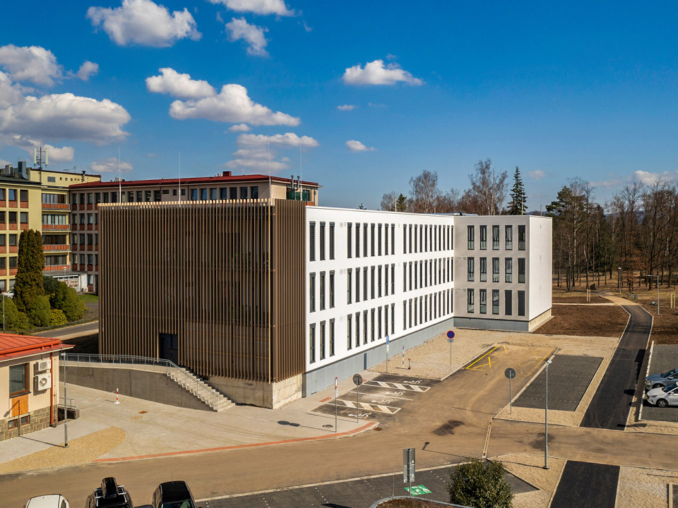 Modulární přístavba pavilonu psychiatrie Nemocnice Ostrov