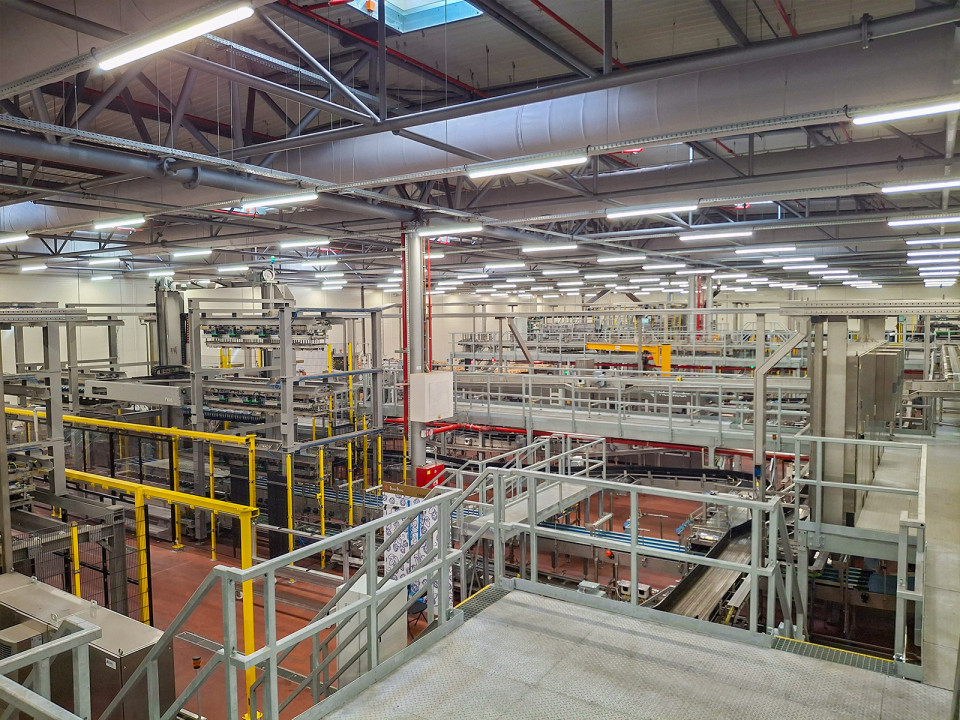 Nová stáčecí linka a automatizace logistiky v Plzeňském Prazdroji