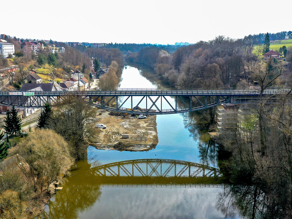 Rekonstrukce mostu v km 1,279 trati Tábor–Bechyně
